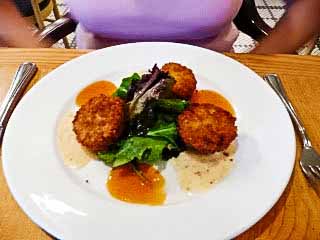 Crab Cakes {Olivia’s Cafe}